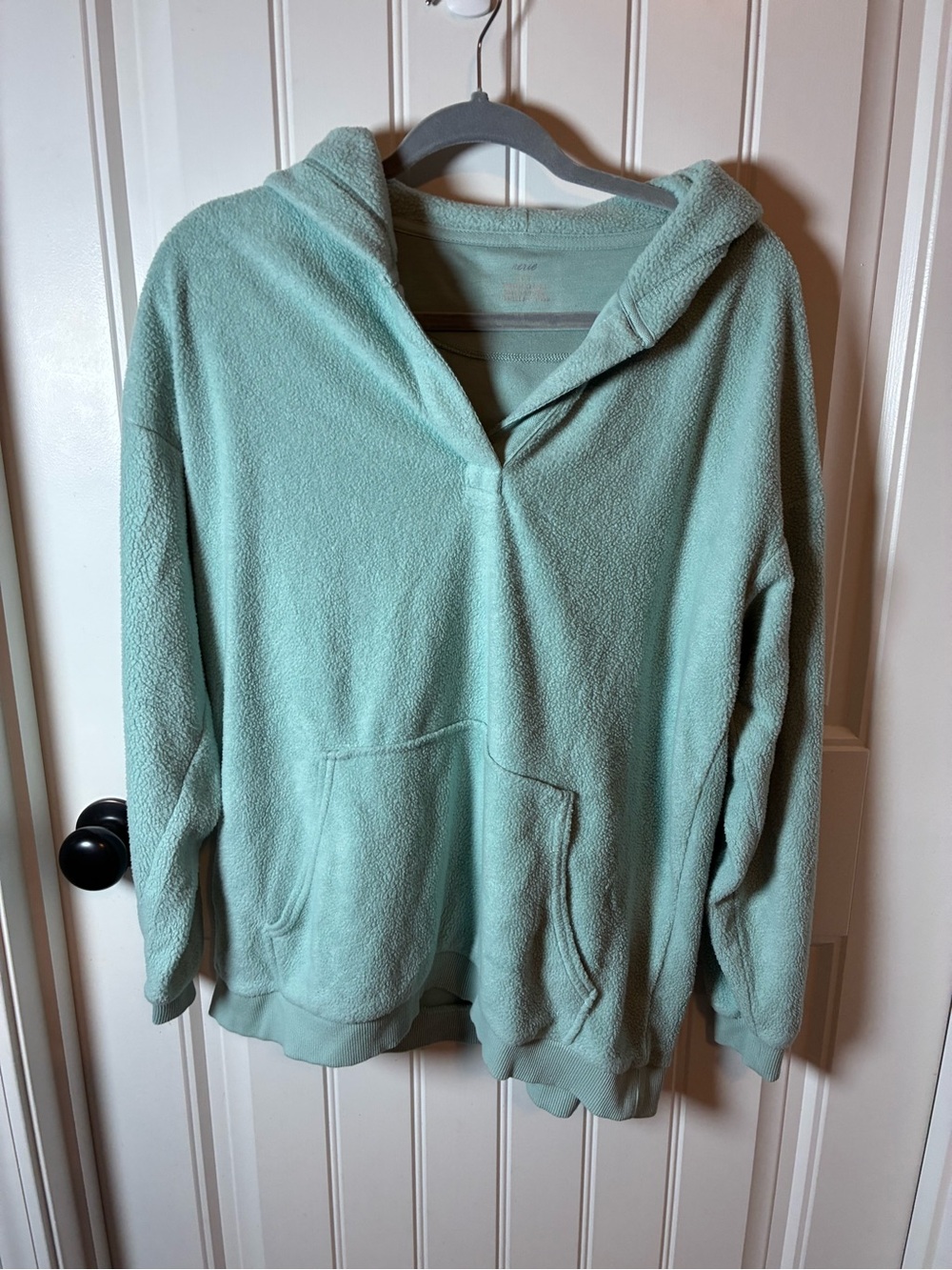 aerie Seafoam Green Plush Hooded Pullover